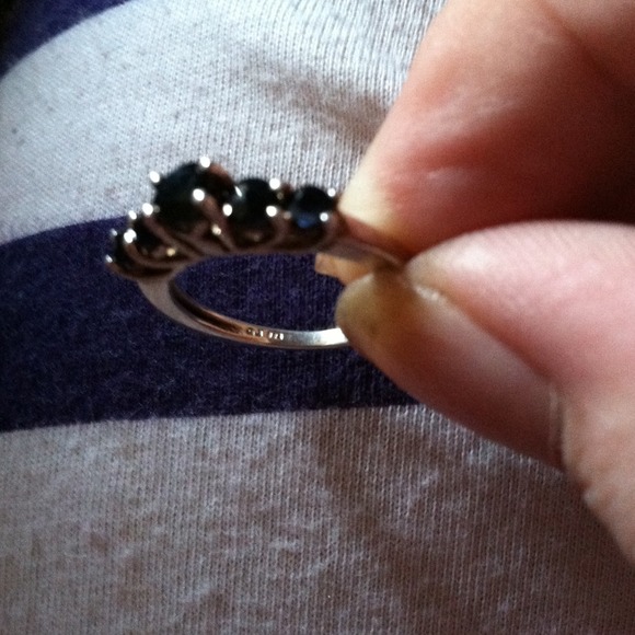 Sterling Silver with 5 Onyx Stones size 7💍💎 - Picture 4 of 4