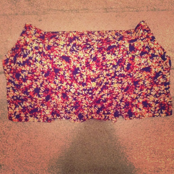 Print cloth short shorts