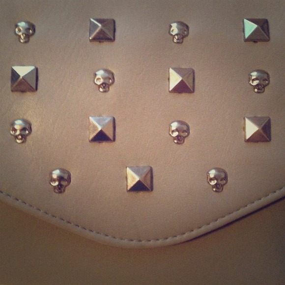 Large Nude Skull and Pyramid Stud Envelope Clutch