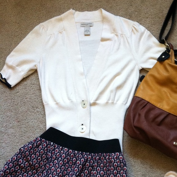 ⛔Sold⚡Flash sale⚡Banana Republic sweater - Picture 2 of 4