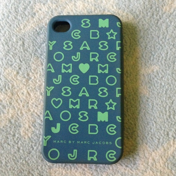 Marc by Marc Jacobs Accessories - Marc jacobs iPhone 4 case