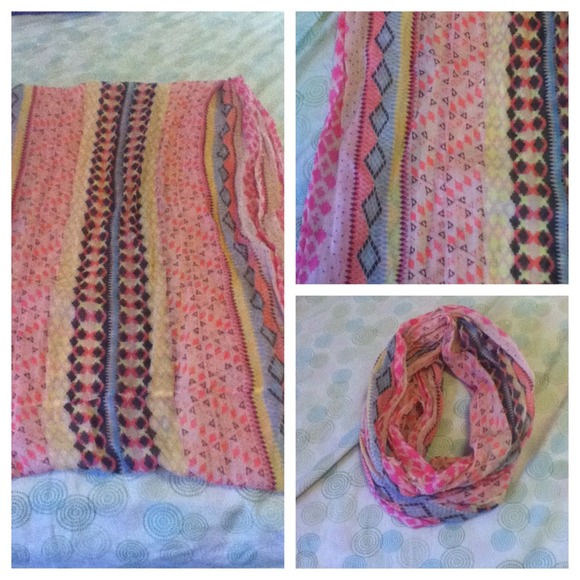 SOLD.....Pink scarf