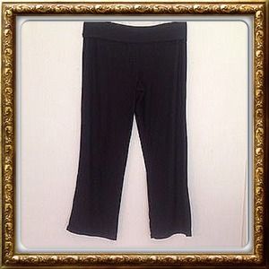 DANSKIN work out pants in black.
