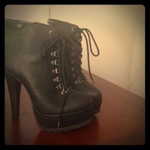 Size 9.5 black lace up heels.