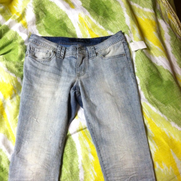 Jessica Simpson forever low rise capris