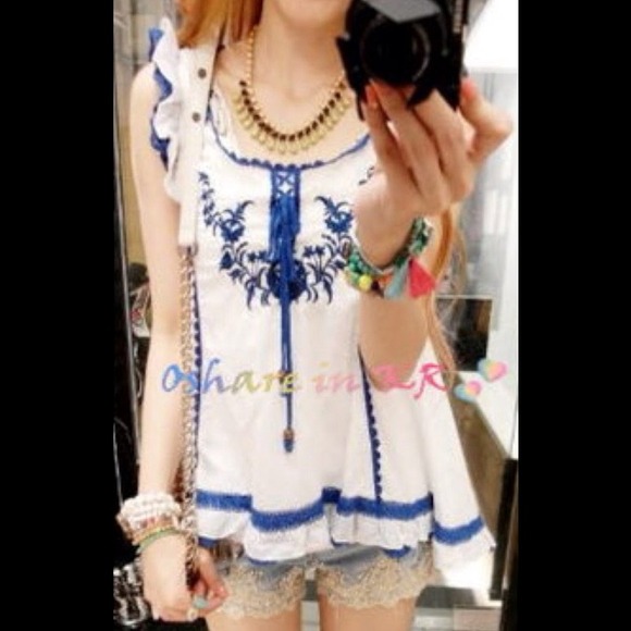 ๐ดSOLD๐ด๐HOST PICK๐New Hi-lo Cut-out back Top - Picture 2 of 4