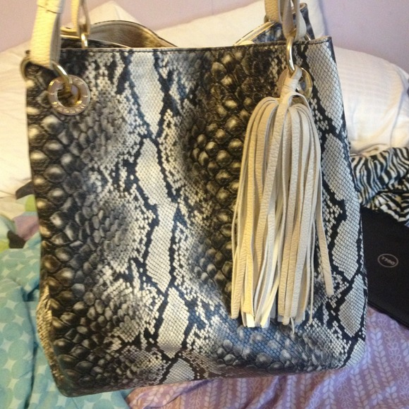 A tote