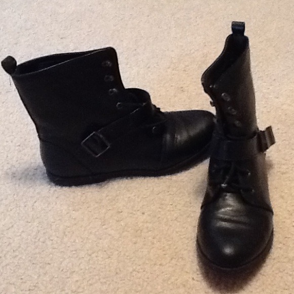 Black boots