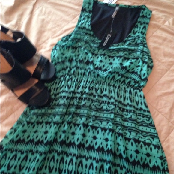 👗 Sold🚫🚫🚫🚫 - Picture 2 of 4