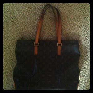 SOLD 100% Authentic Louis Vuitton Cabas Mezzo