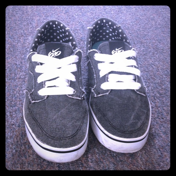 ❎Bundled❎Nike canvas low ankle sneakers