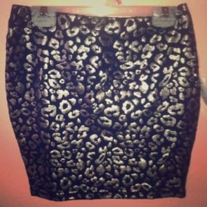BRAND NEW Forever 21 Leopard pencil skirt