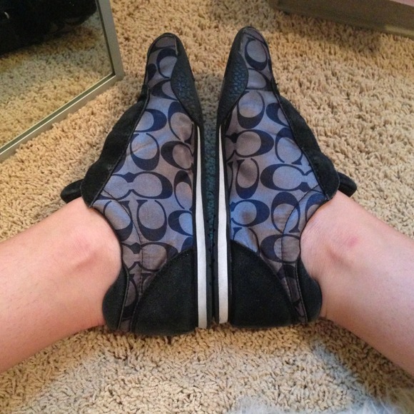 Authentic COACH ❌SOLD - Picture 2 of 3