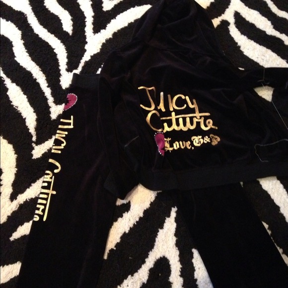Juicy Couture Sweat Suit