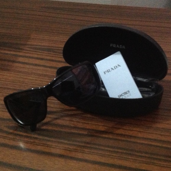Prada sunglases