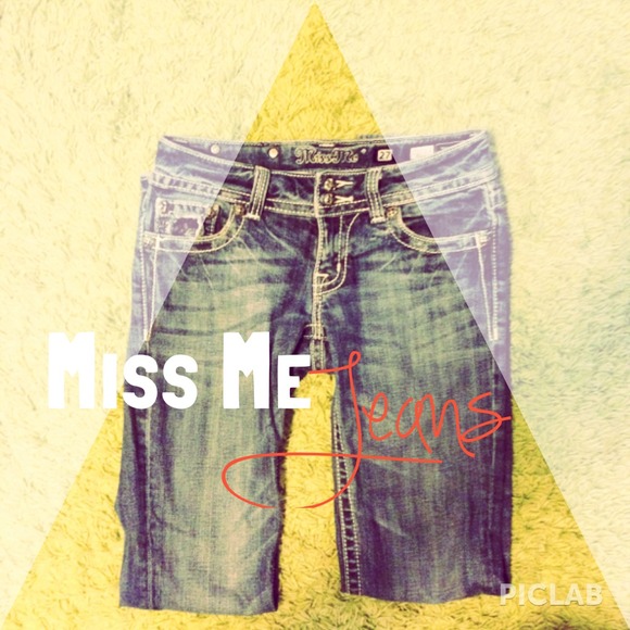🚫Reserved🚫 Miss Me Jeans