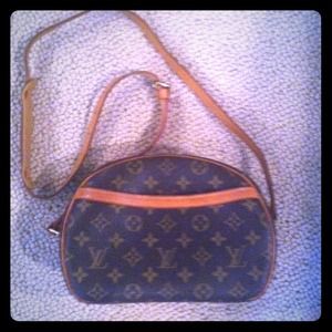 SOLD 100% Authentic Louis Vuitton Cross body Blois