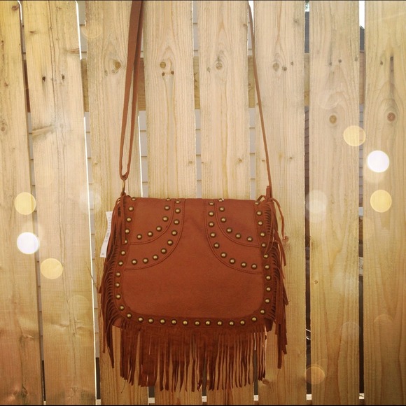 ✨Studded Fringe Cross Over✌️✨ - Picture 2 of 3