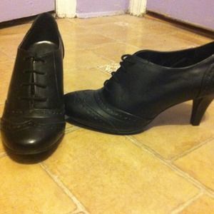 Oxford Heels