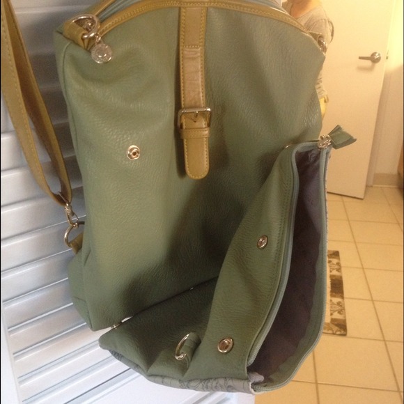 Philosophy 2-in-1 Styled Bag - Picture 2 of 4