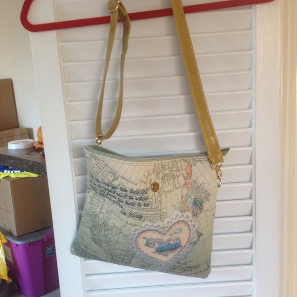 Philosophy 2-in-1 Styled Bag - Picture 4 of 4