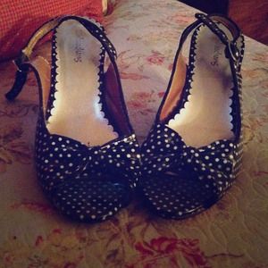🔥Black and white polka dot low heels🔥