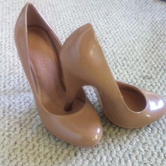 Brand New Pumps! 💐REDUCED!🌺🎈🌸🌸