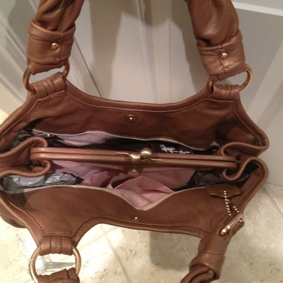 Sold*****tan leather coach handbag - Picture 3 of 4