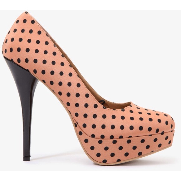 Forever 21 Shoes - 🚫SOLD🚫Polka Dot Platform Pumps Forever 21 Shoes - 🚫SOLD🚫Polka Dot Platform Pumps