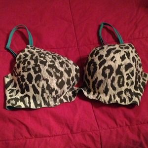 VS very sexy secret embrace push up SOLD