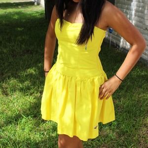 HOLLISTER Point Loma Yellow Strapless Sun Dress