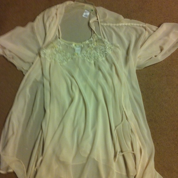 Night gown with cover up