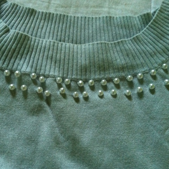 Shirt - Picture 3 of 4