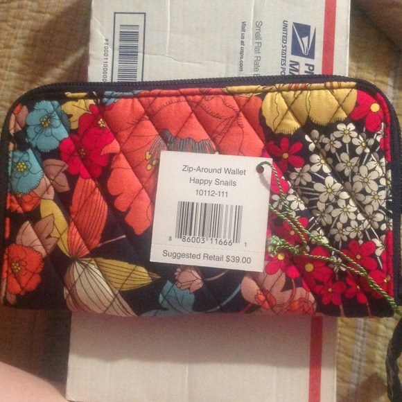 NWT Vera Bradley Happy Snails Zip Wallet Authentic