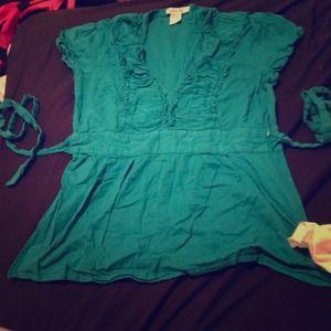 turquoise short sleeve shirt