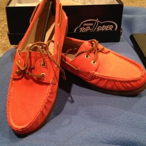 Sperry Topsiders