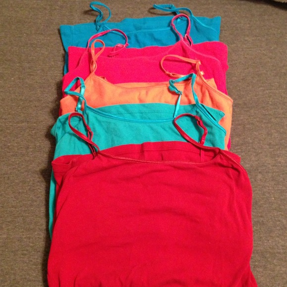 💥SOLD💥 Aeropostale Tanks!