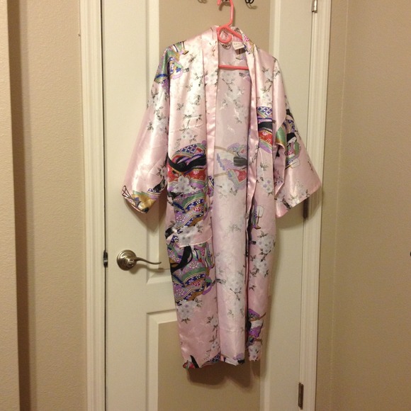 FINAL MARKDOWN Pink Kimono Robe