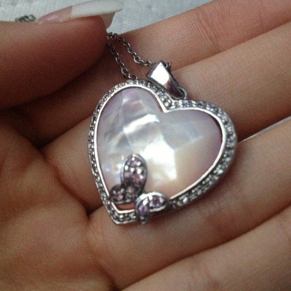 Sarah Coventry rose quartz butterflyheart necklace