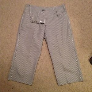 Black and white stripped Capris