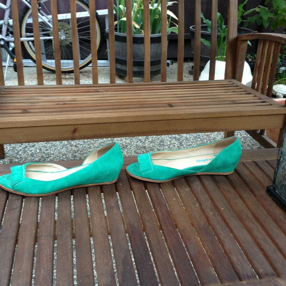 Mint suede shoes - Picture 4 of 4