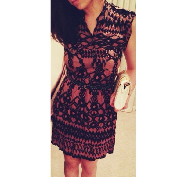 Tribal Print Dress w/ Belt - Picture 2 of 3