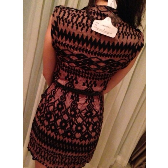 Tribal Print Dress w/ Belt - Picture 3 of 3