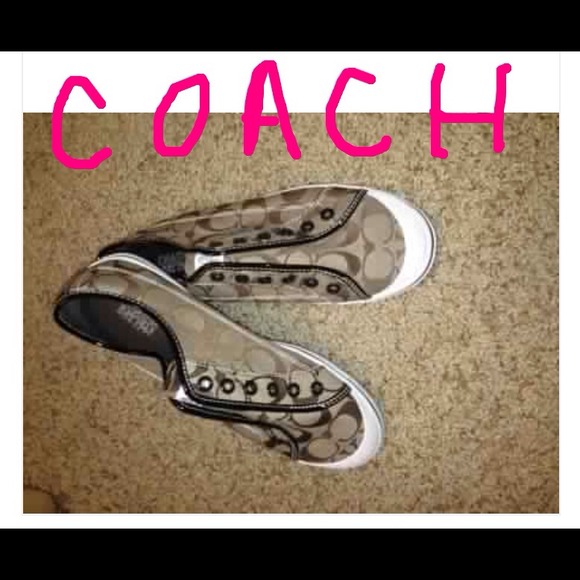 Size 8 coach shoes