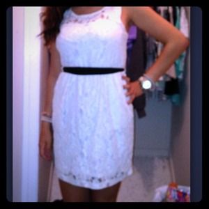 💘Cream colored lace dress💘