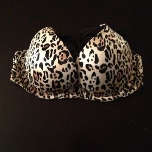 Leopard Victoria's Secret very sexy push up bra!!!