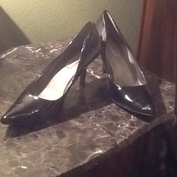 Steve Madden heals