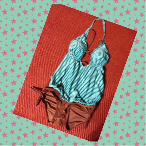 ❌❌sold❌❌1 piece bathing suit