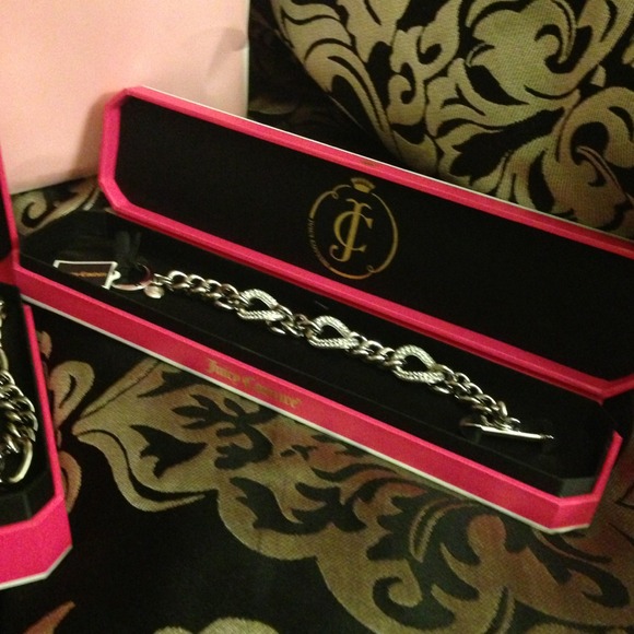 Juicy Couture necklace and bracelet set - Picture 3 of 3