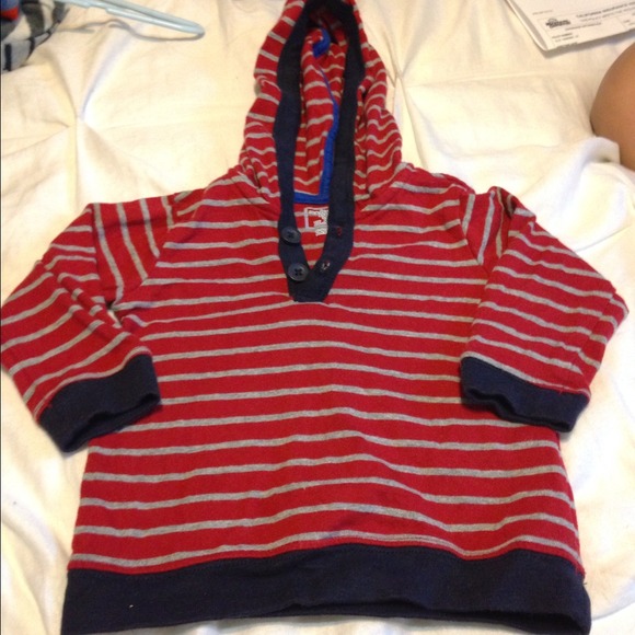 Pull over sweater